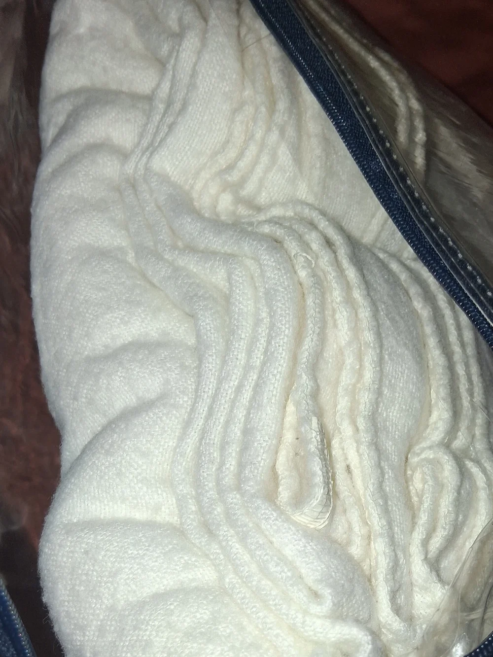 Queen Size Lightweight Travel Blanket